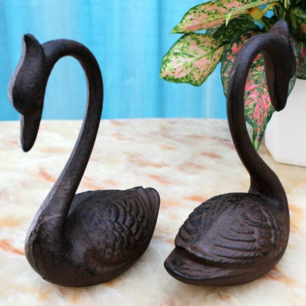 Home Accessories Living Room Decoration Small Decorations Creative Wedding Gifts Cast Iron Crafts Lovers Swan Decoration 4