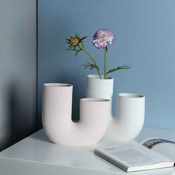 Creative U-Shaped Ceramic Vase Handicraft Decoration Modern And Simple Abstract Vase For Office Decoration 3